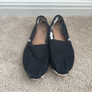 TOMS Classic Alpargata Canvas Slip-On Flat Shoe